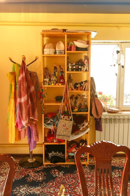 Jamilya'S B&B Guest House カラコル エクステリア 写真